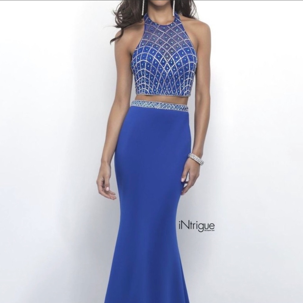 Elegant two piece dress with beads💎✨